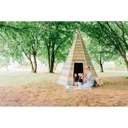 Grand Wooden Teepee Hideaway